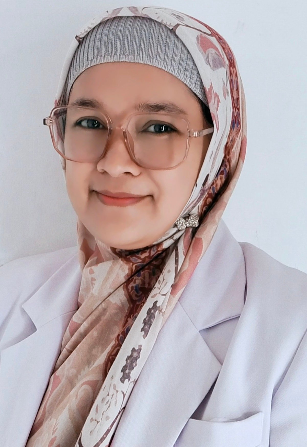 Dr. Elhuda Sp.DVE