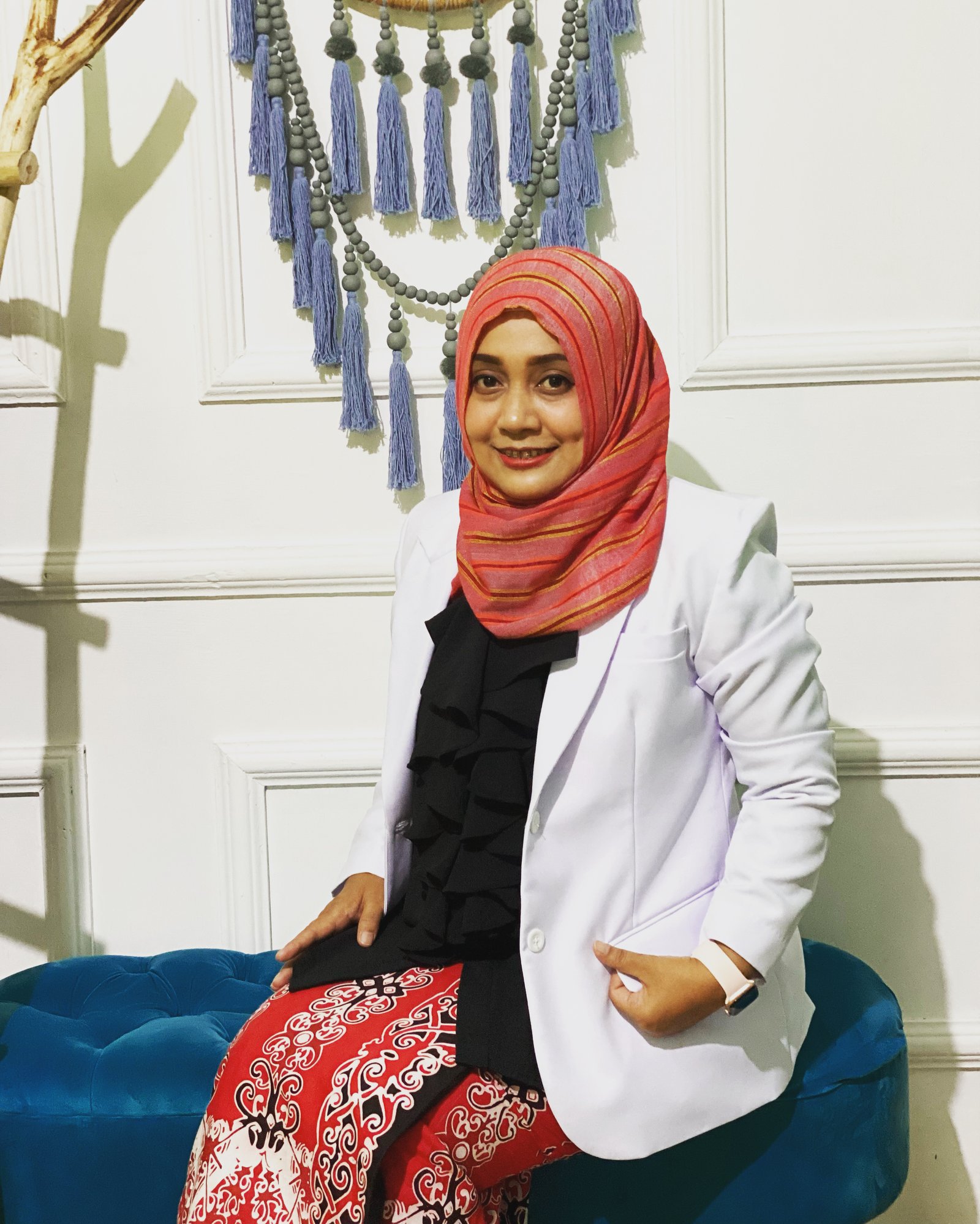 Dr. Qamariah, Sp.DVE