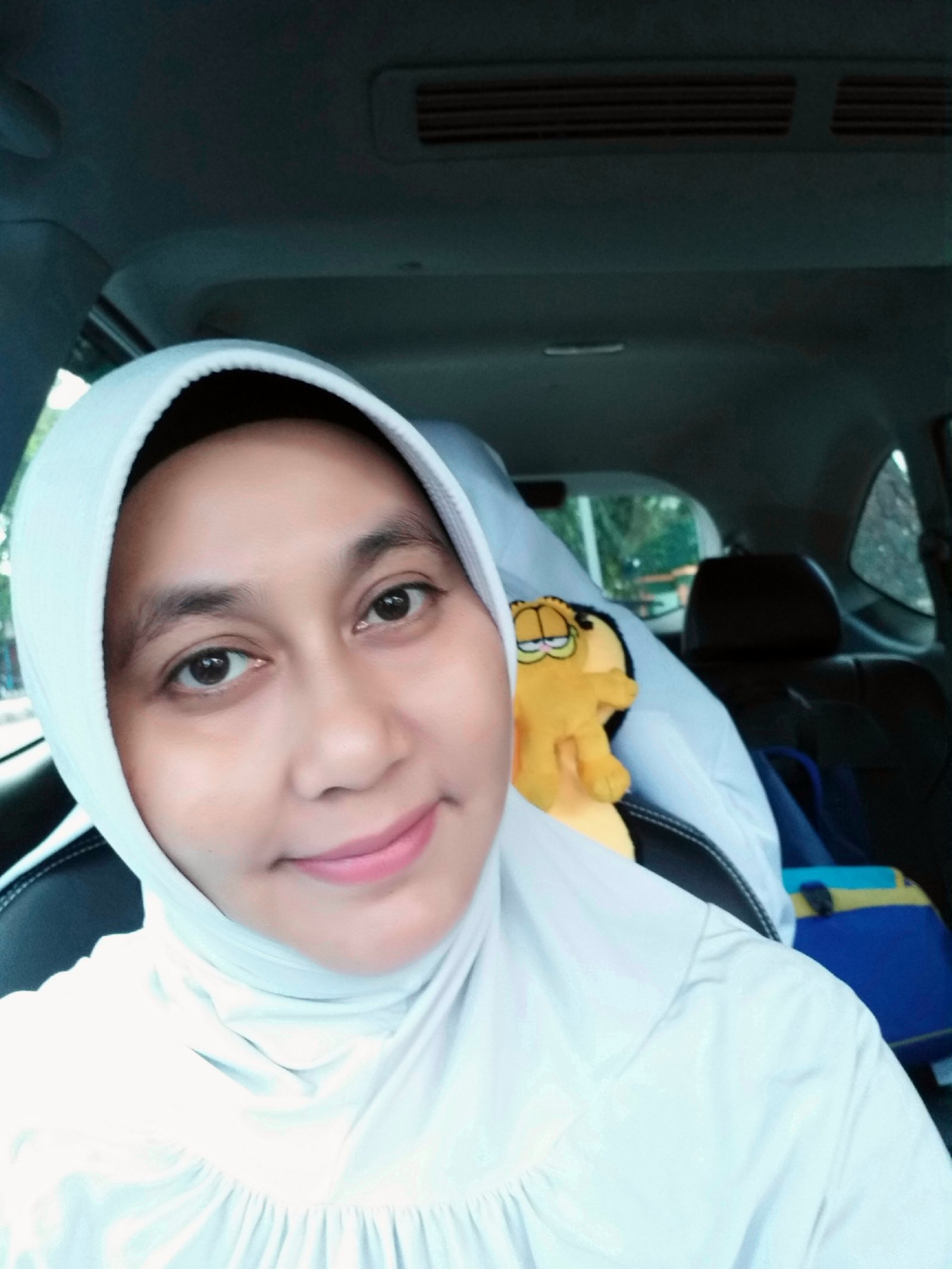 Dr Triani Hastuti Hatta Sp.KK