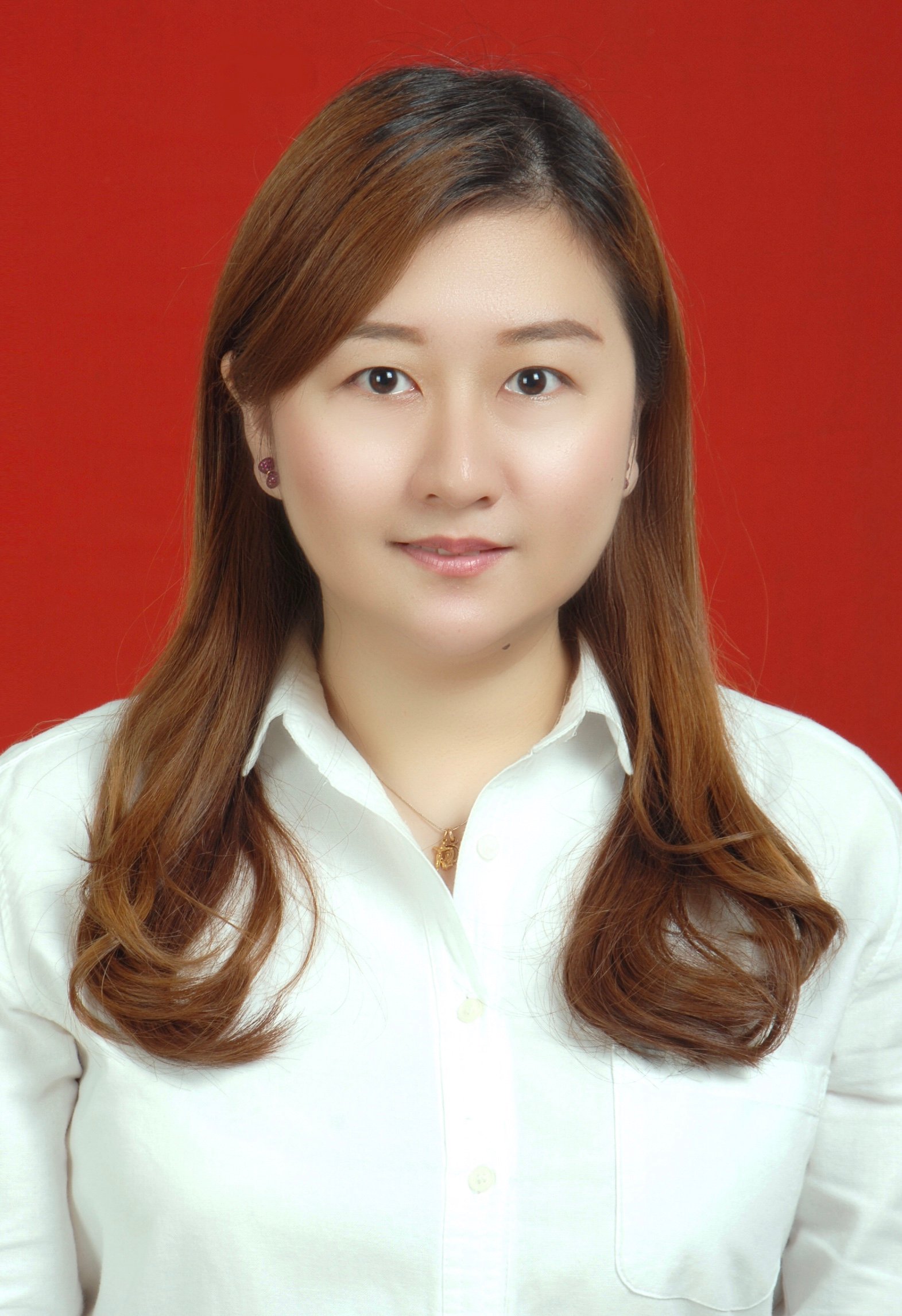 Dr. Chesia Christiani Liuwan, M.Ked Klin, Sp.DVE