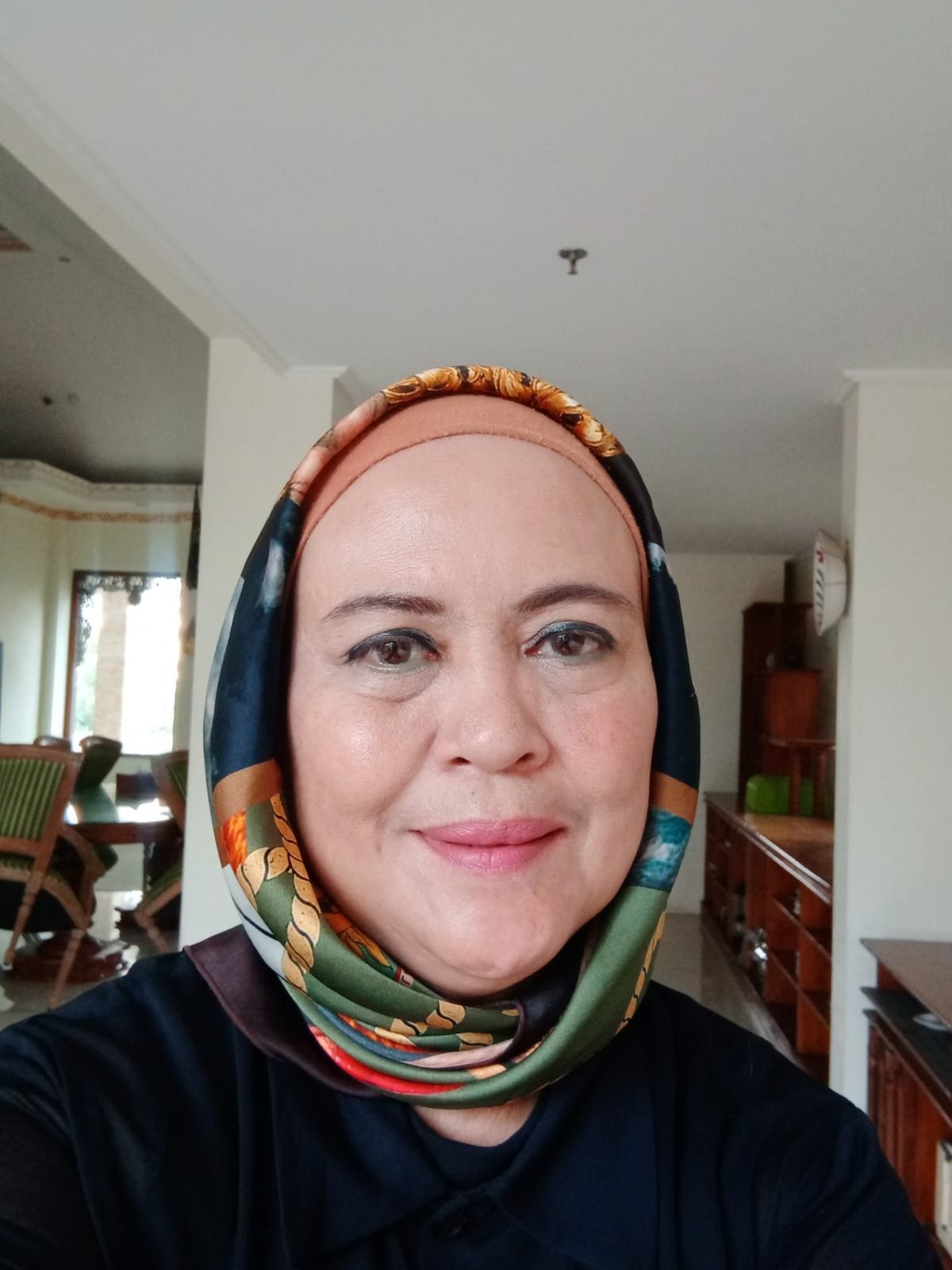 Dr. Noor Ikhtiyati Sp.D.V.E.,FINSDV