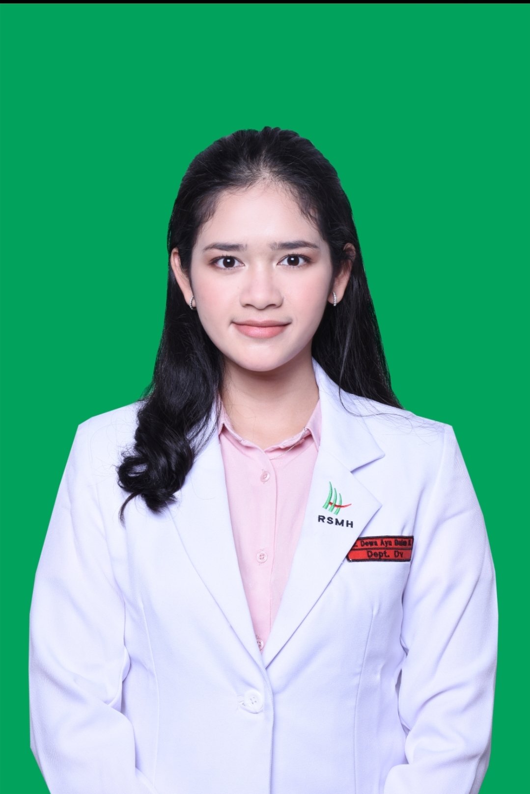 Dr. Dewa Ayu Bulan Nabila