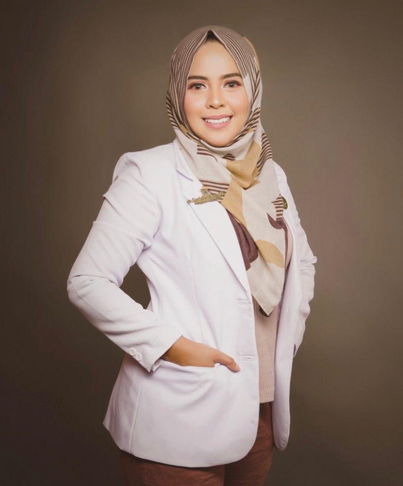 Dr. Sariwana, Sp.DV