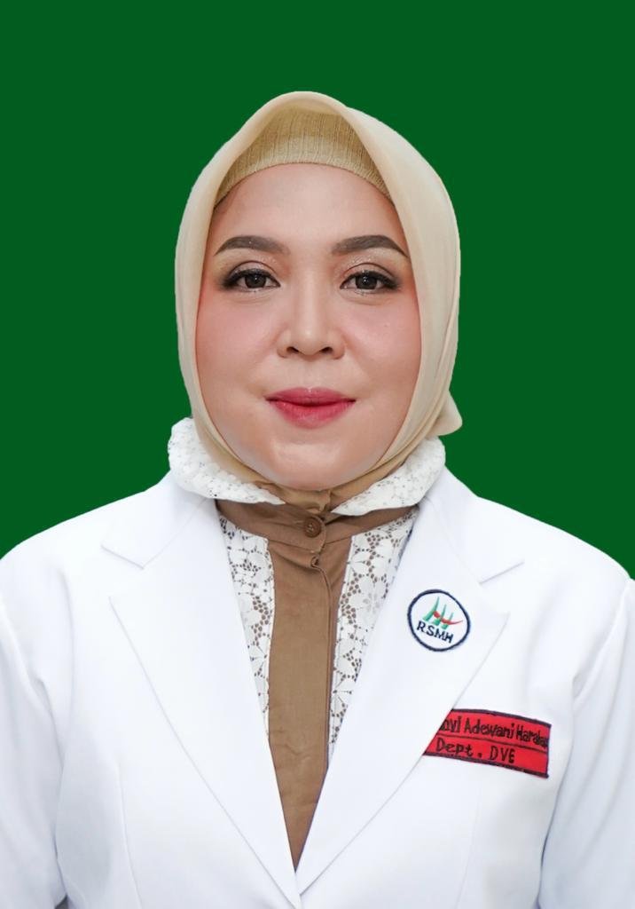 Dr Novi Adewani Harahap