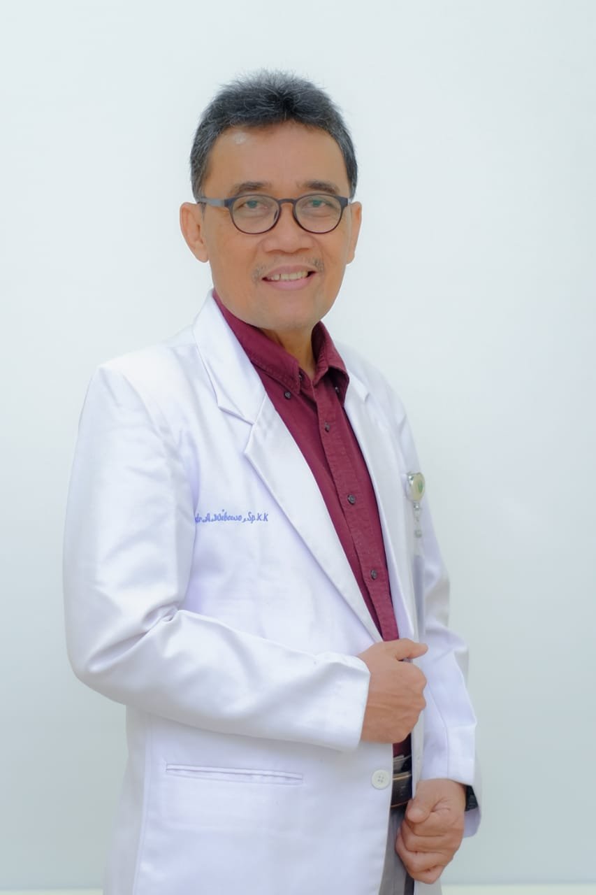 Dr. Antonius Wibowo Sp. D.V.E., FINSDV., FAADV