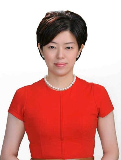 Dr Yolanda Mochtar Sp.D.V.E