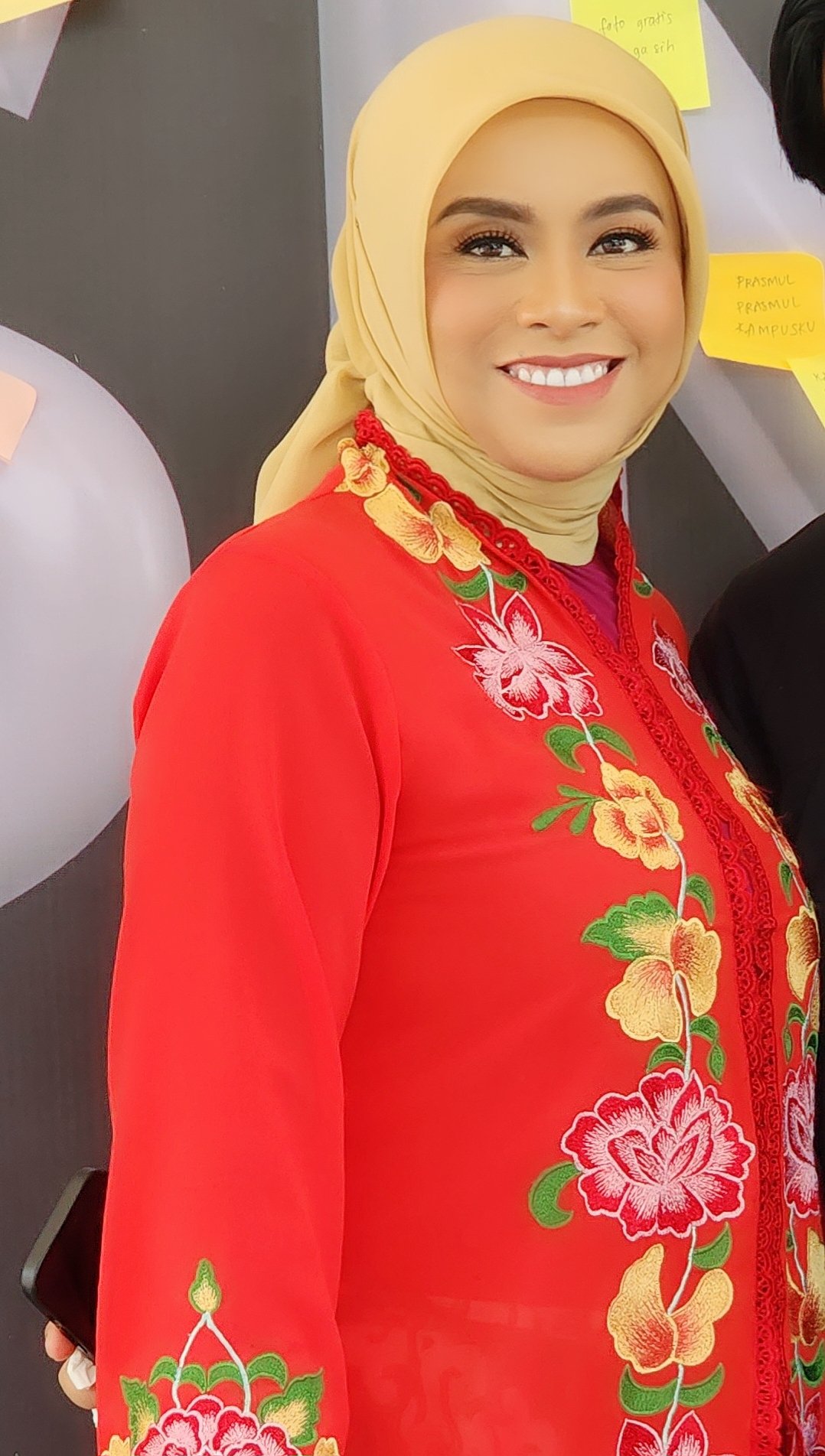 Dr. Damayanti Sp.D.V.E