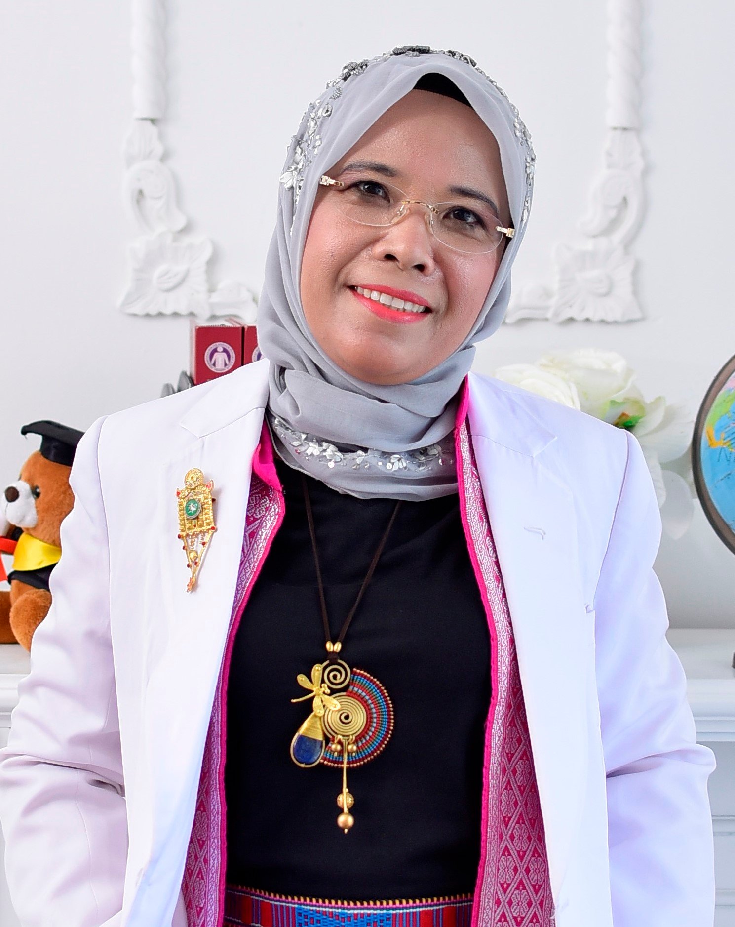 Dr. dr. Qaira Anum Sp.D.V.E, Subsp. Ven, FINSDV, FAADV