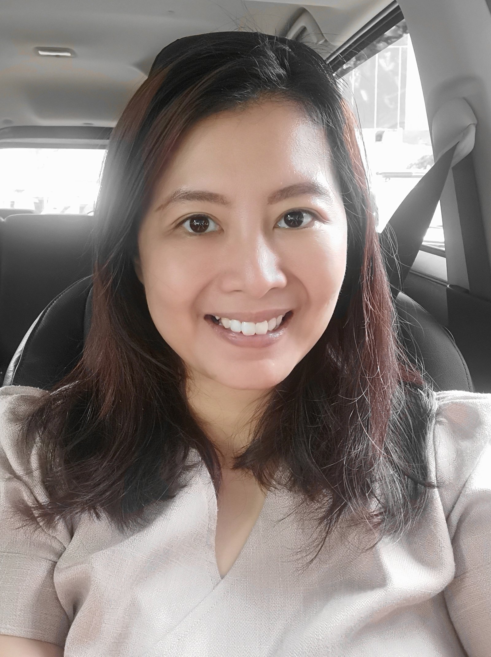 Dr. Erdina M.Sc, Sp.DVE