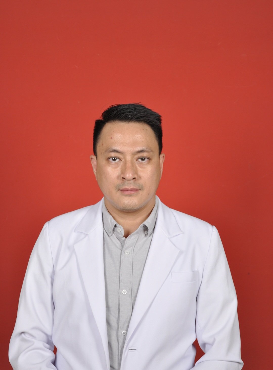 dr. Oktavia Reymond Leomer Sondakh Sp.KK