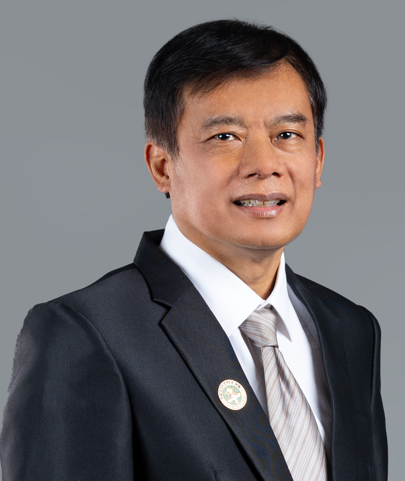Prof. Dr. dr. Oki Suwarsa Sp.D.V.E., Subsp.D.A.I., M.Kes. FINSDV, FAADV