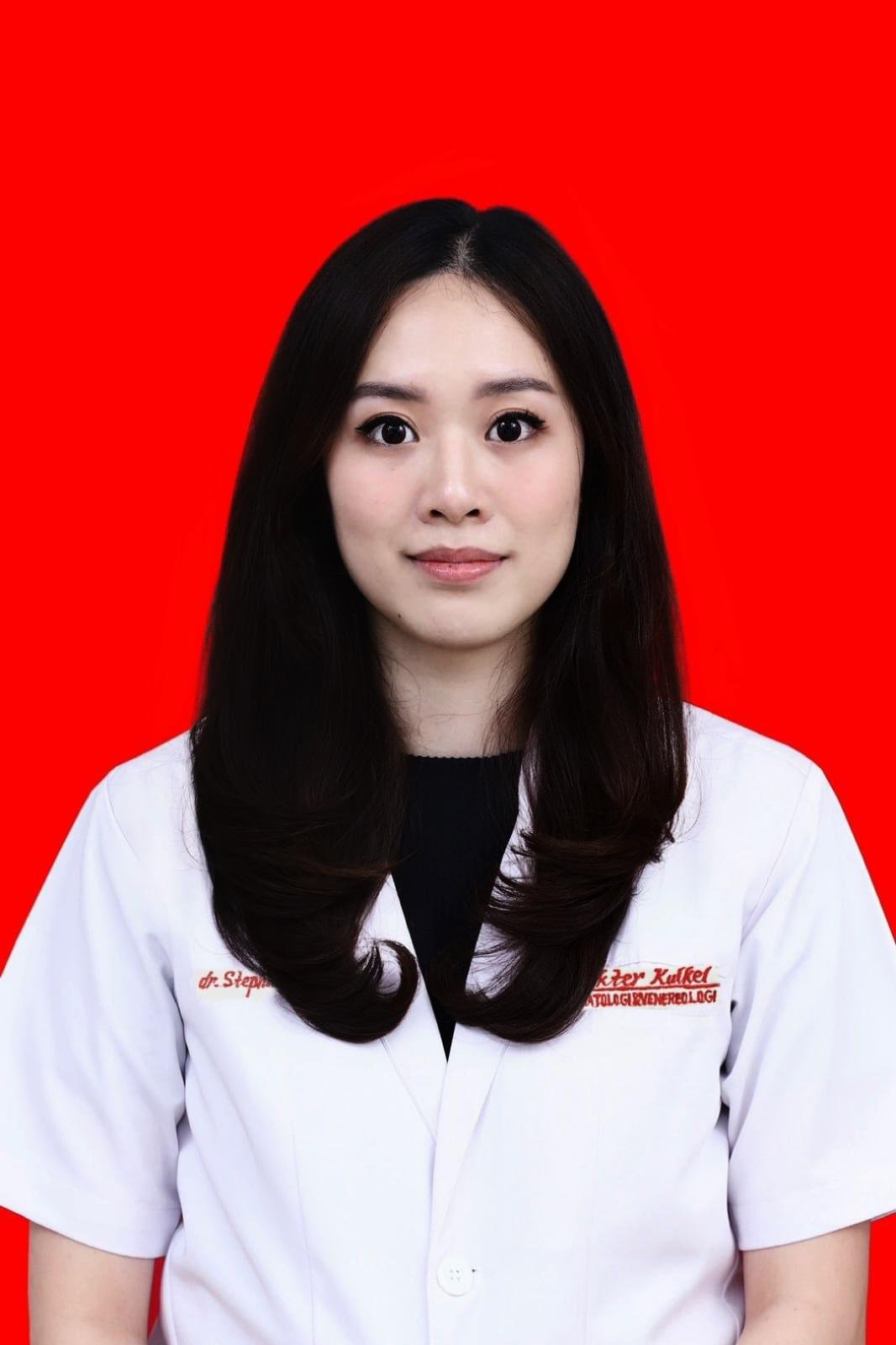 dr. Stephanie Liana