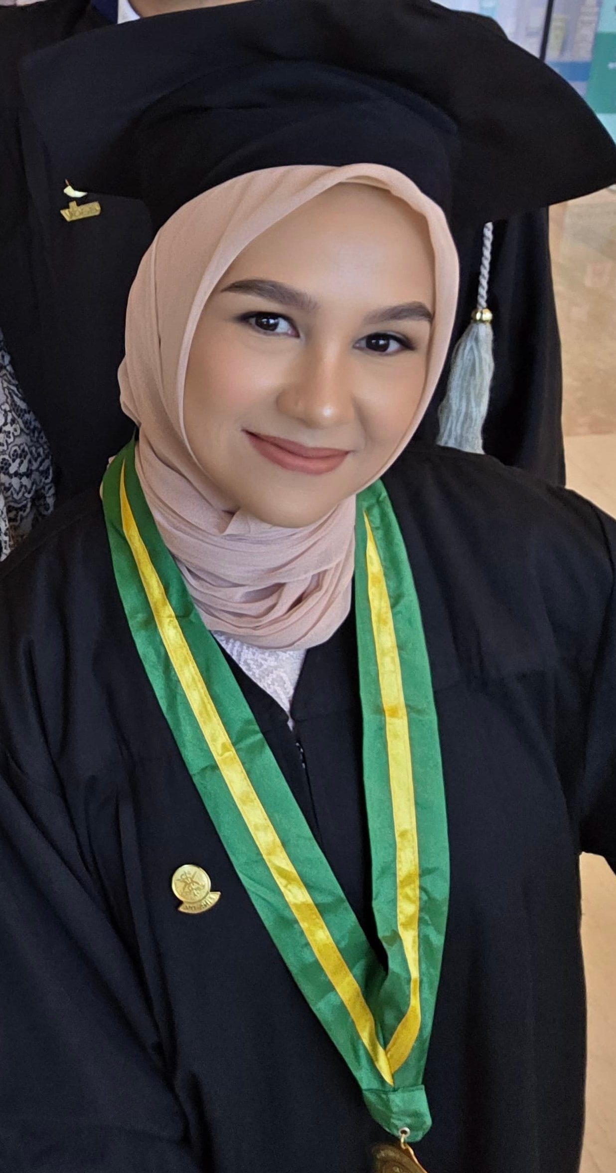 Dr Fitria Amalia Umar Sp.DVE, M.Kes