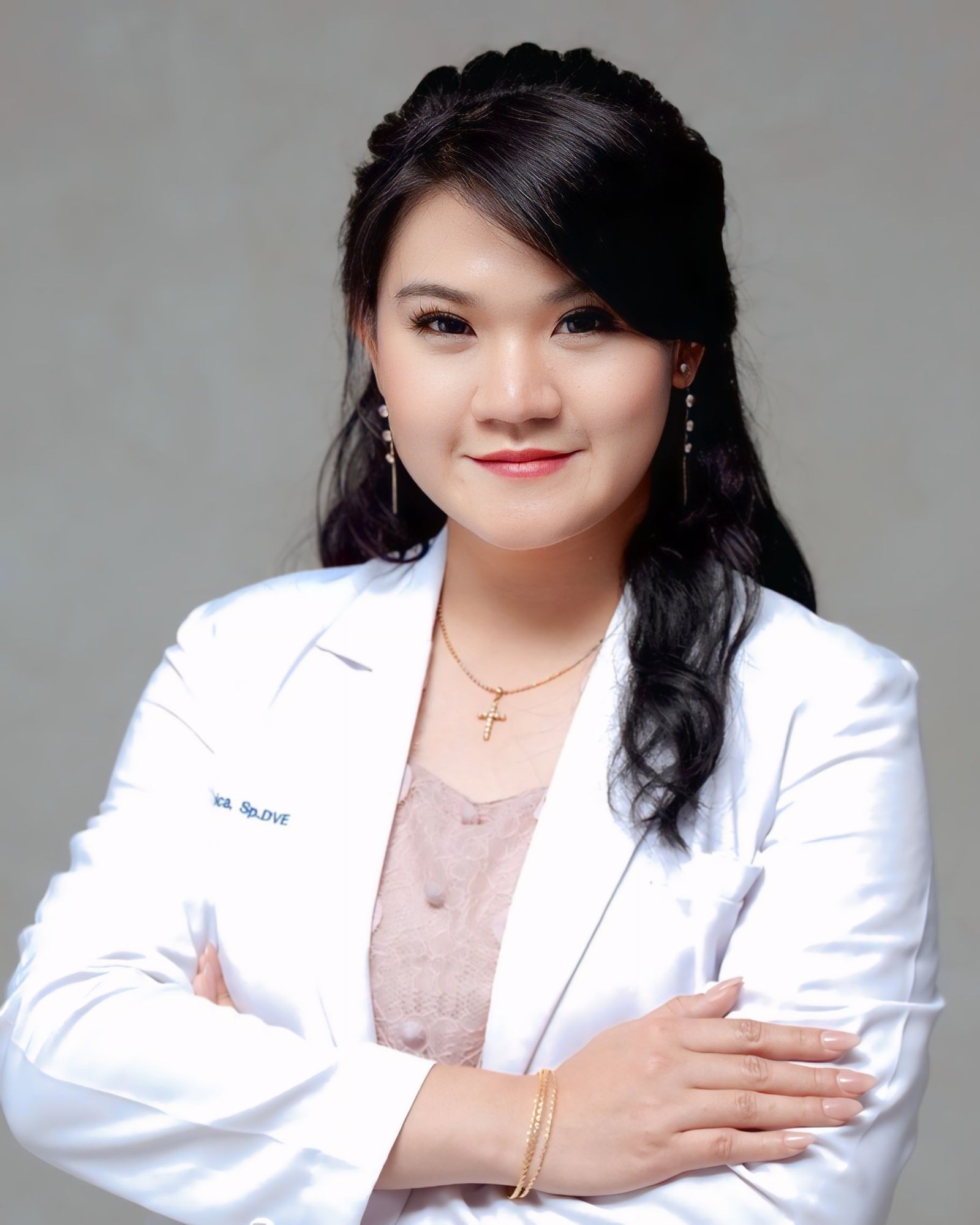dr. Veronica Sp.DVE